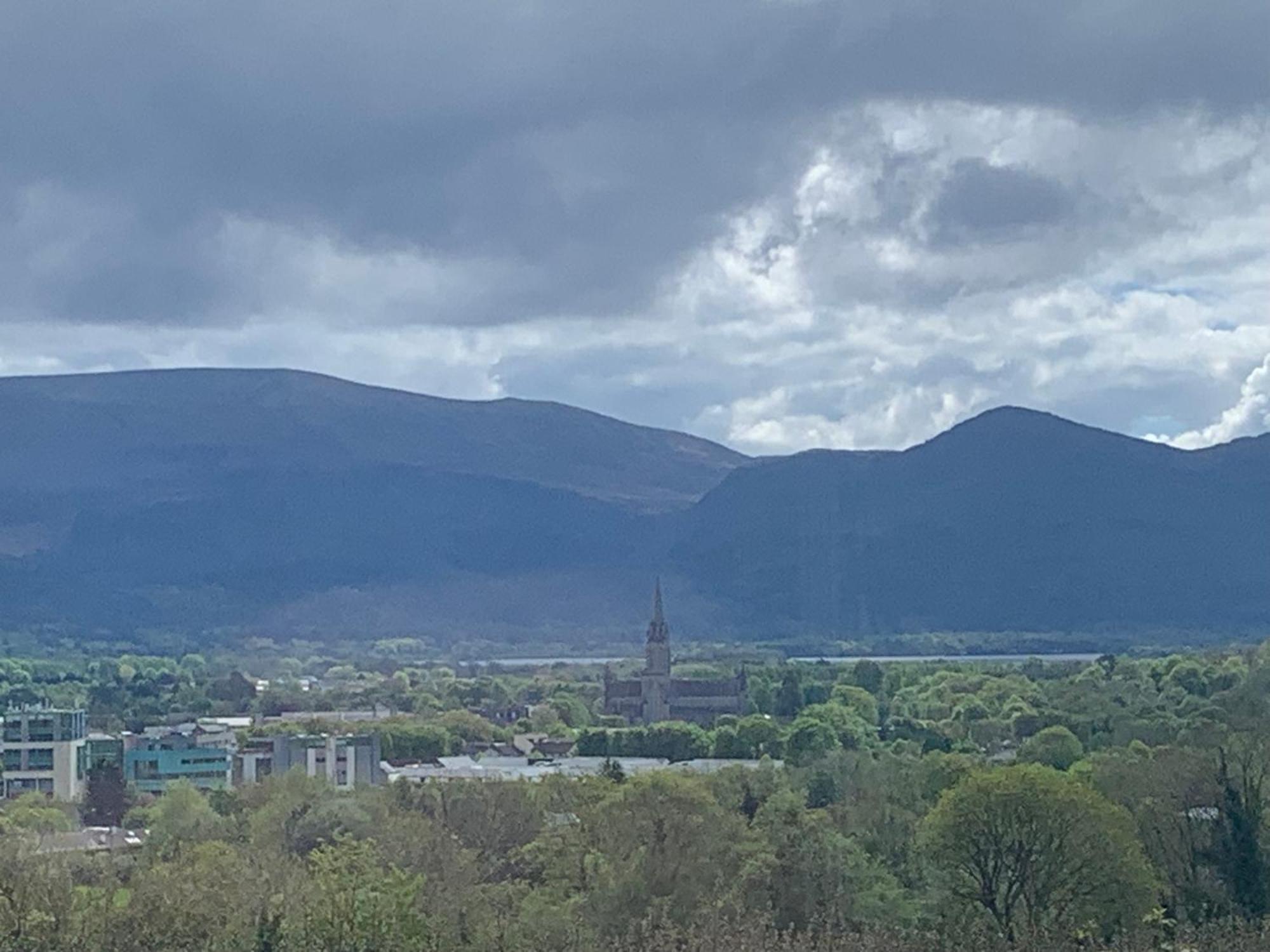 Town View Vila Killarney Exterior foto